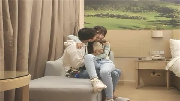 壹屌探花门票138高端外围兼职平面模特身材一级棒_